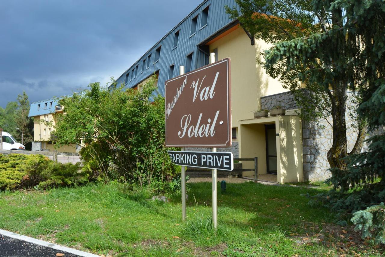 Studio Marmotte Font-Romeu 4 Personnes Avec Balcon Residence Val Soleil Entierement Renove En Juin 2021 Place De Parking & Wifi Gratuit , Draps & Serviettes De Toilettes Non Inclus, Sabanas Y Toallas No Incluidos Exterior foto