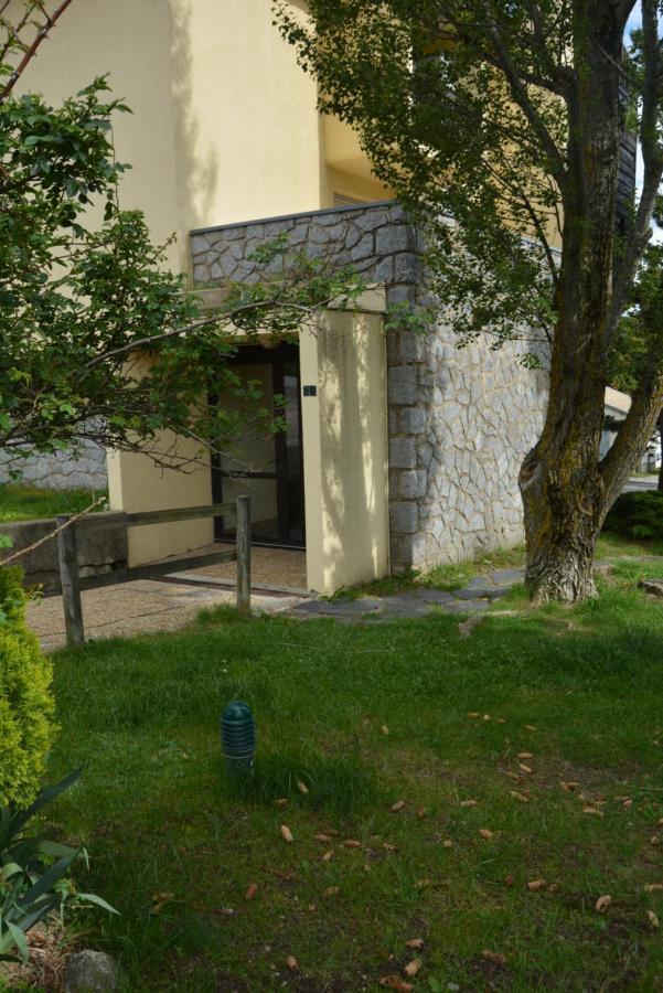 Studio Marmotte Font-Romeu 4 Personnes Avec Balcon Residence Val Soleil Entierement Renove En Juin 2021 Place De Parking & Wifi Gratuit , Draps & Serviettes De Toilettes Non Inclus, Sabanas Y Toallas No Incluidos Exterior foto