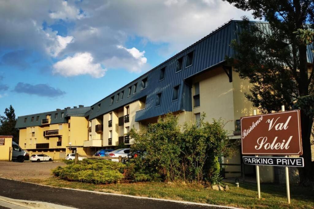 Studio Marmotte Font-Romeu 4 Personnes Avec Balcon Residence Val Soleil Entierement Renove En Juin 2021 Place De Parking & Wifi Gratuit , Draps & Serviettes De Toilettes Non Inclus, Sabanas Y Toallas No Incluidos Exterior foto