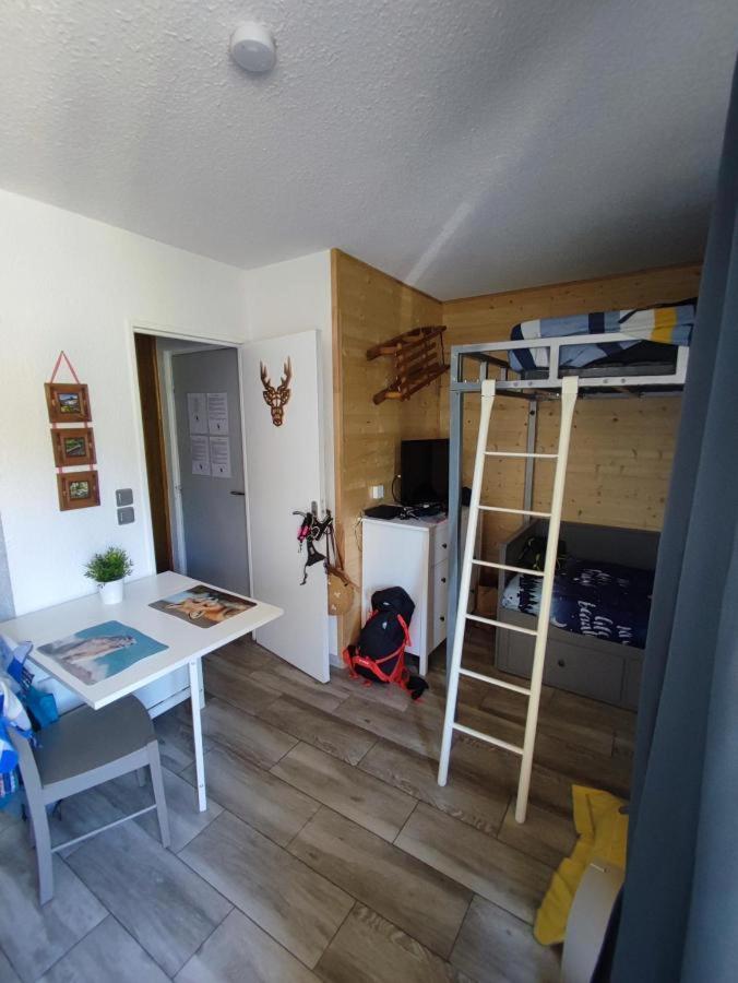 Studio Marmotte Font-Romeu 4 Personnes Avec Balcon Residence Val Soleil Entierement Renove En Juin 2021 Place De Parking & Wifi Gratuit , Draps & Serviettes De Toilettes Non Inclus, Sabanas Y Toallas No Incluidos Exterior foto