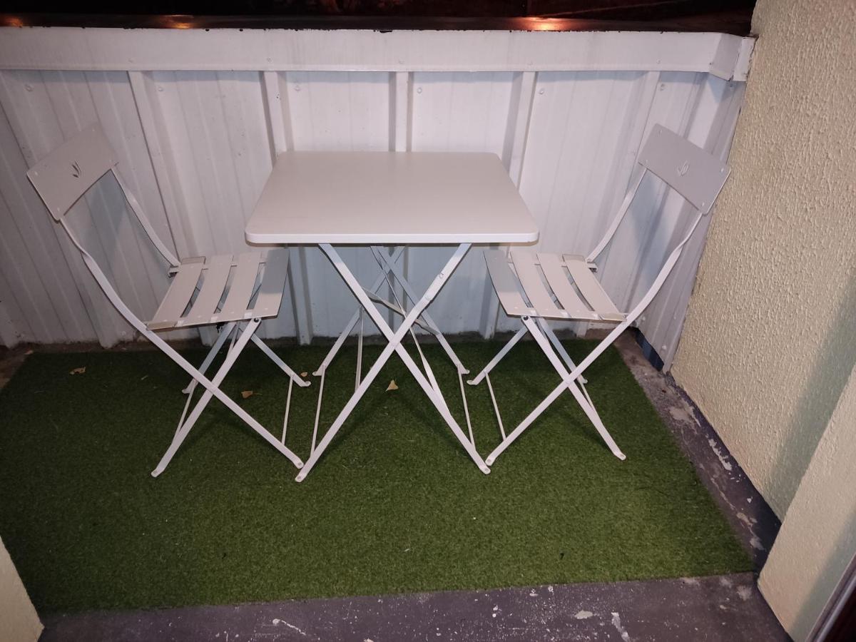 Studio Marmotte Font-Romeu 4 Personnes Avec Balcon Residence Val Soleil Entierement Renove En Juin 2021 Place De Parking & Wifi Gratuit , Draps & Serviettes De Toilettes Non Inclus, Sabanas Y Toallas No Incluidos Exterior foto